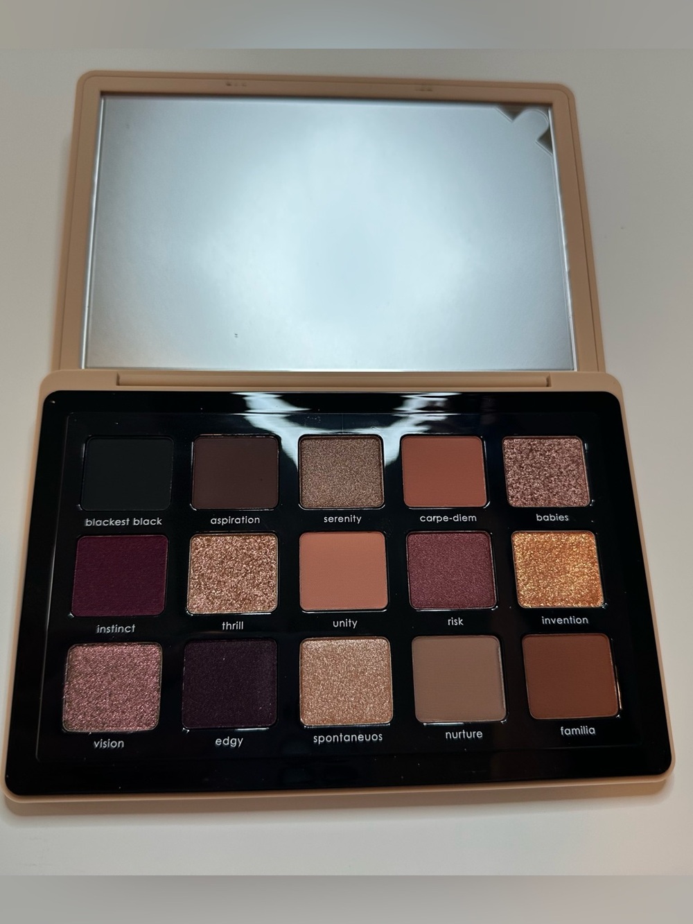 Natasha Denona "My Dream" Palette - Picture 3 of 7